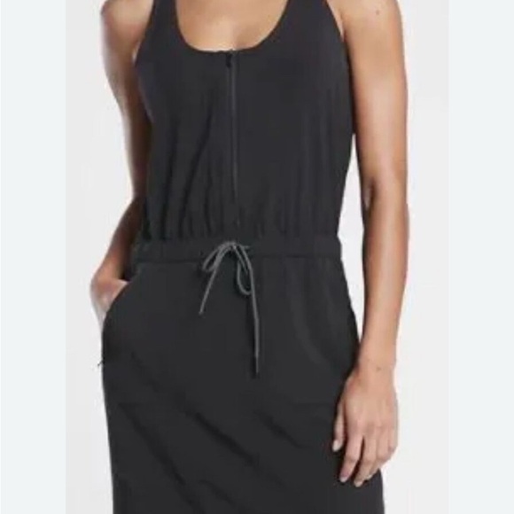 Athleta Expedition Dress- size 4. EUC - Picture 1 of 8